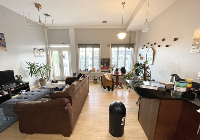 Photo - 1433 Tremont St Unit 3PH