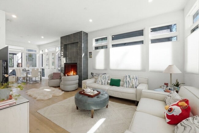 Photo - 6 Richardson St