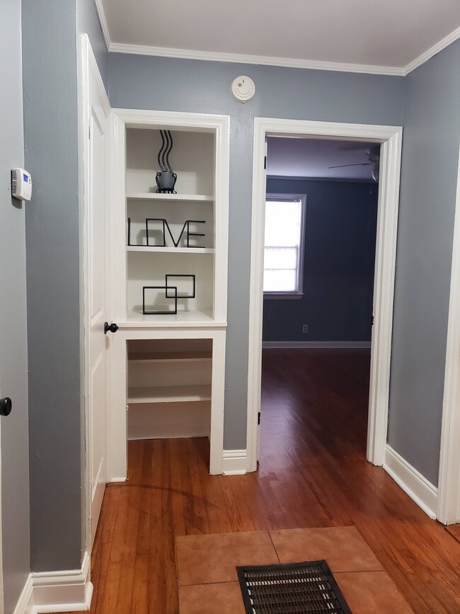 Photo - 3710 N Lyons St