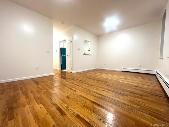 Building Photo - 94 Marion St Unit 2