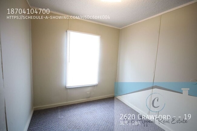 Building Photo - 2620 Crawford Dr