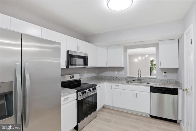 Photo - 504 Autumn Wind Way