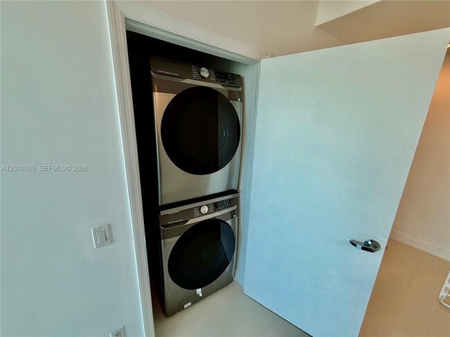 Photo - 60 SW 13th St Unit 1605