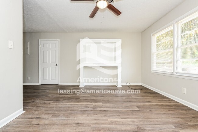 Photo - 4902 Gardiner Dr
