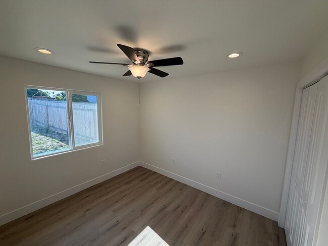 Photo - 4692 Cherry Ave