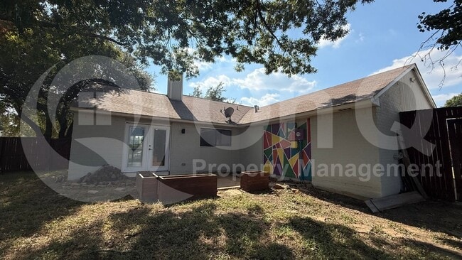 Photo - 1313 Milford Dr