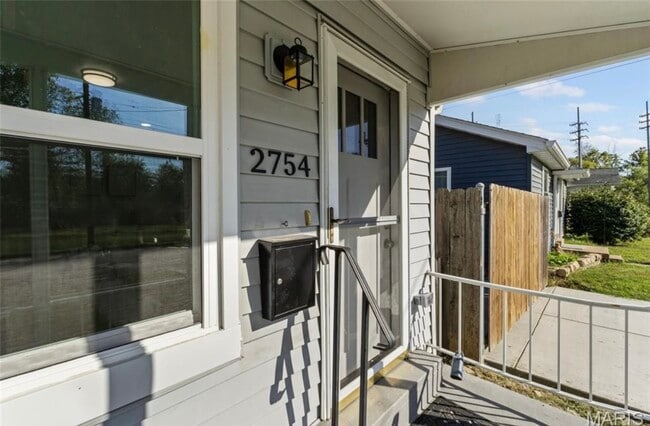 Photo - 2754 Hermitage Ave