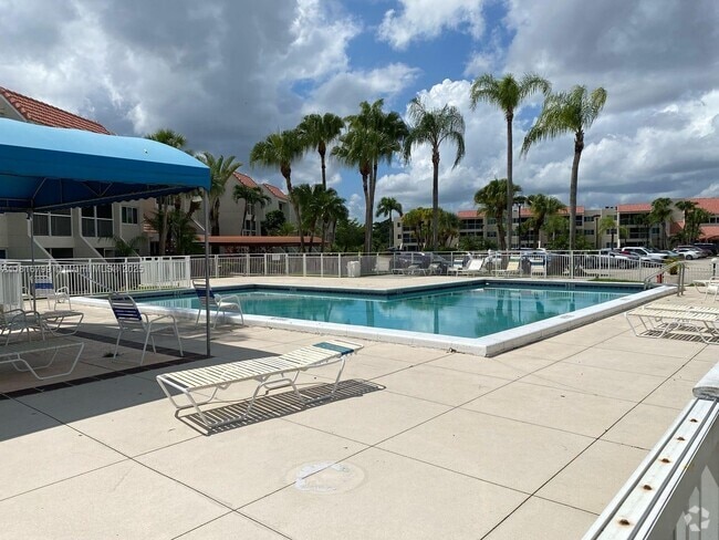 Building Photo - 100 Lakeview Dr Unit 316 Rental