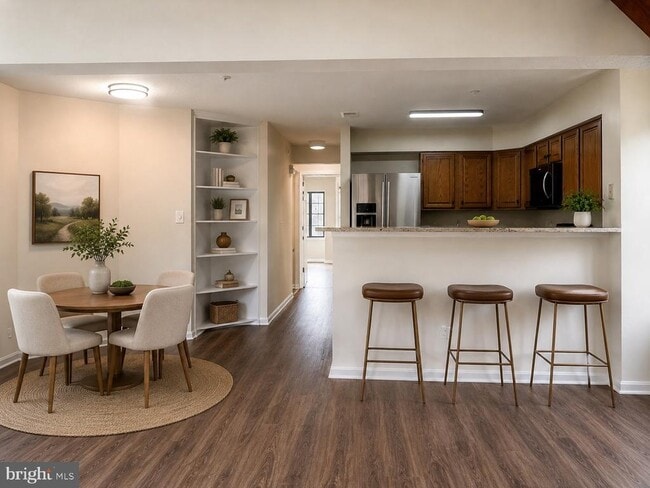 Building Photo - 6001 Mersey Oaks Way Unit D