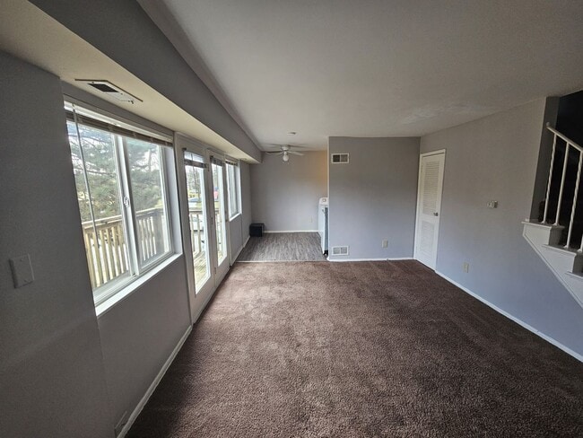 Photo - Lakeside Villas