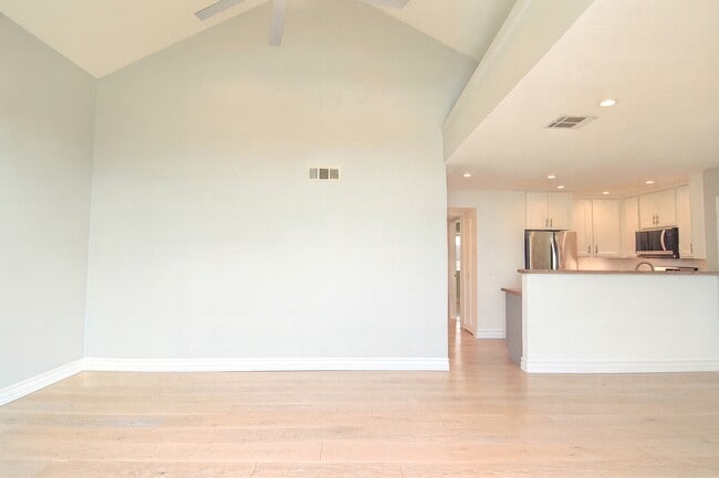 Photo - 12530 Venice Blvd. Unidad 6