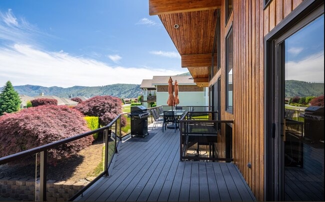 Photo - 113 Chelan View Dr