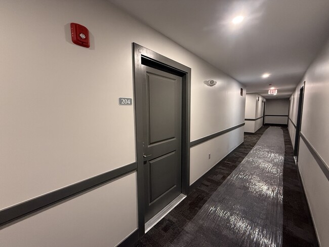 Photo - 251 Sladen St Unit 304