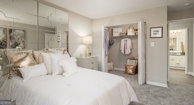 Photo - 7100 Roswell Rd Unidad 1304