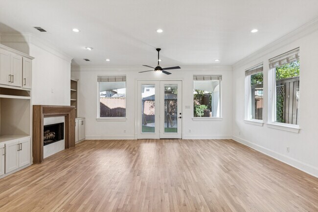 Photo - 6931 Belmont Ave