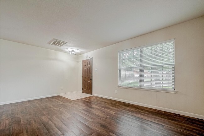 Photo - 2111 Gable Hollow Ln