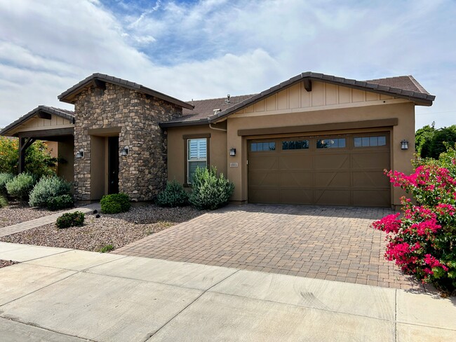 Photo - 1811 E Aster Pl