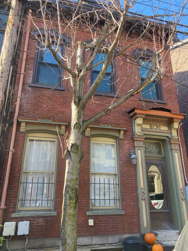 Front - 1509 Buena Vista St Unidad 2