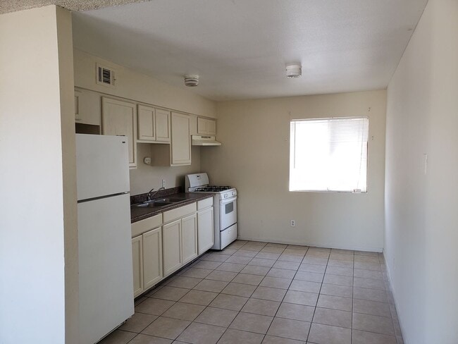 Photo - 265 B St Unit Apt C