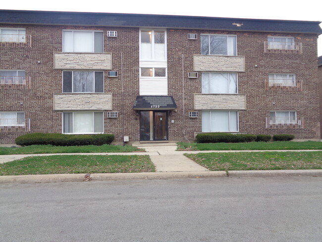 Photo - 5720 W 108th St Condominio Unidad 2A