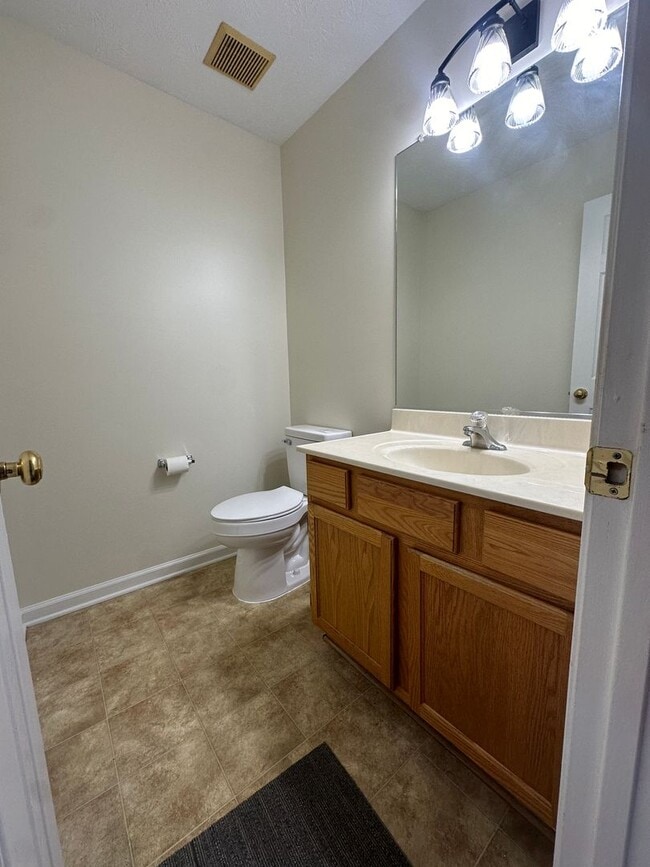 Photo - 114 Seabreeze Ln