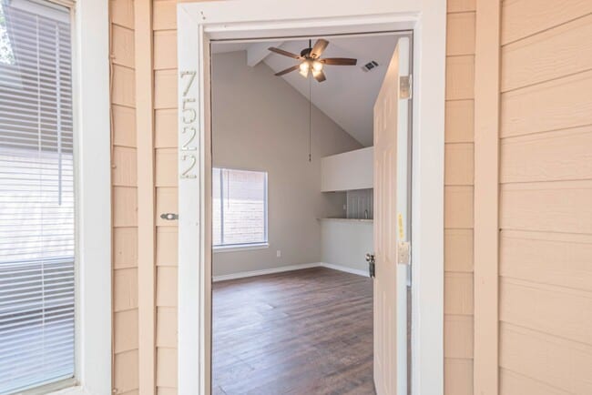 Photo - 7522 Pepperbrook Dr