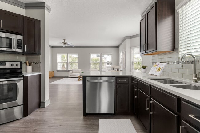 Photo - Luxe Lakewood Ranch