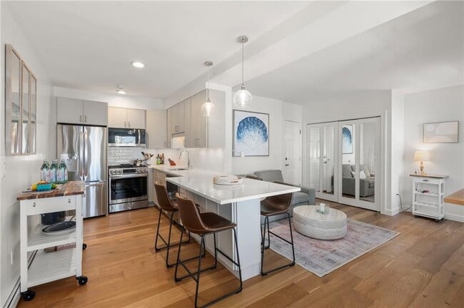 Photo - 58 Washington St