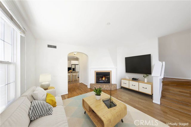 Photo - 53 Bower Tree