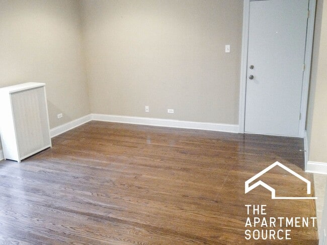 Photo - 516 W Cornelia Ave Unit 319