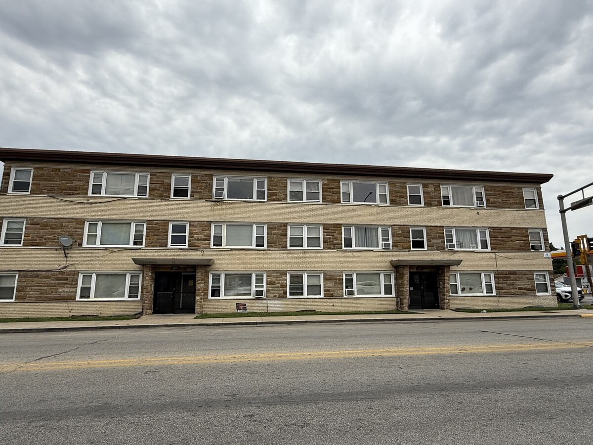 Photo - 3443 S Central Ave
