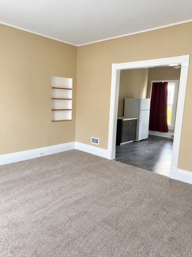 1402 East Ave Unit 1