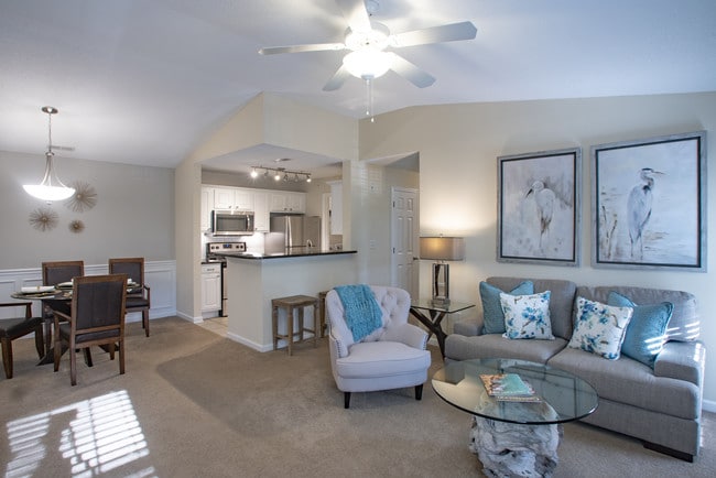 Photo - Regency Park Apartments