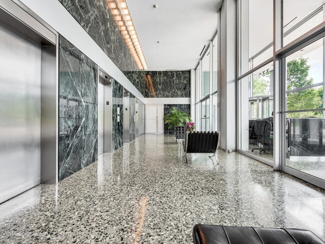 Photo - 330 W Diversey Pkwy Unit 2701