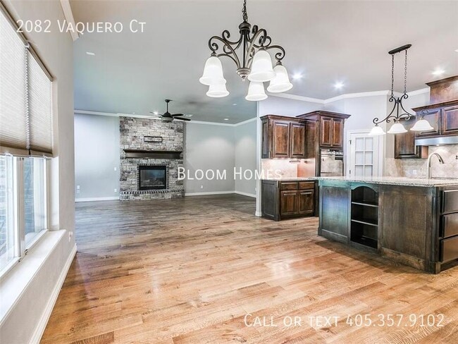 Photo - 2082 Vaquero Ct