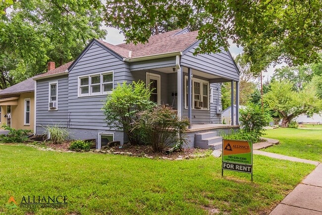 Building Photo - 729 Thurston St Unit 729