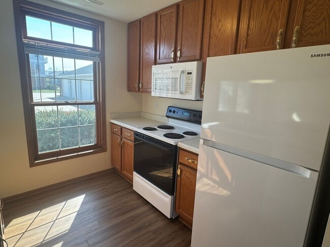 Photo - 2604 Stange Rd Unit S2604-4