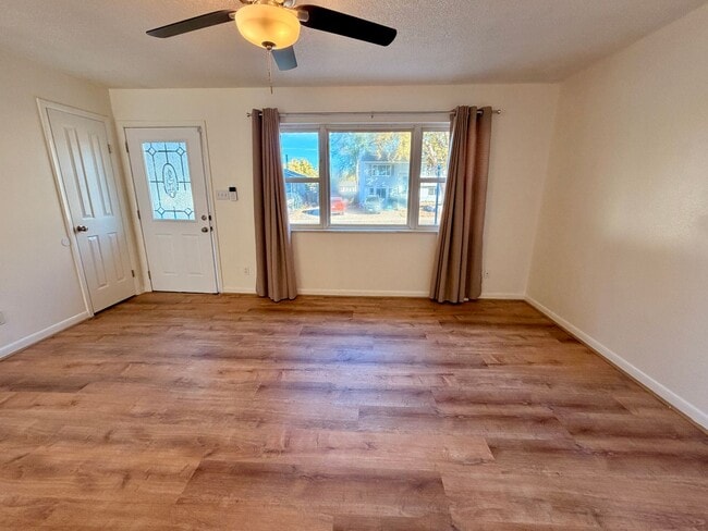 Photo - Lovely 5-bedroom, 2¾-bath home located in ...