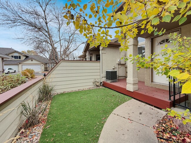 Photo - Beautifully Updated Townhome in a Prime Location 2 bed 2 Bath for Rent