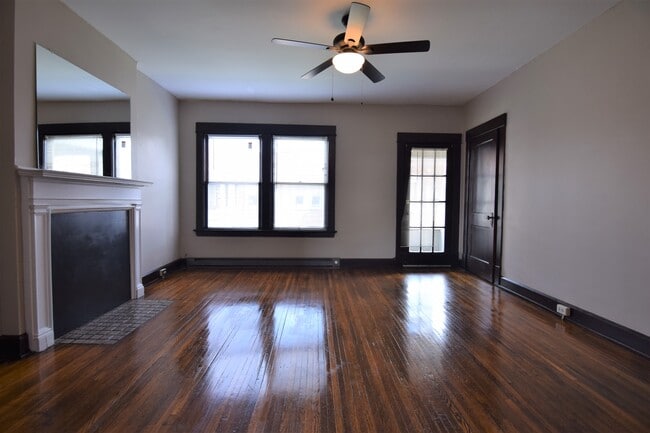 Photo - 1354 N 4th St