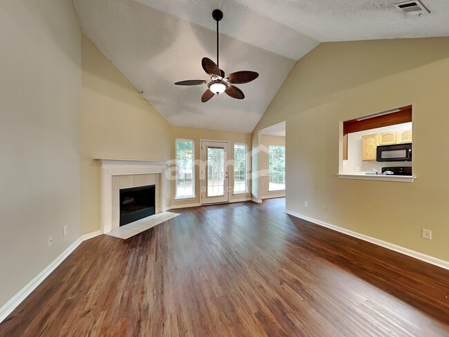 Photo - 388 Shady Oak Cir