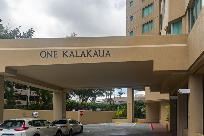 One Kalakaua Senior Living 1 Bedroom + den... - One Kalakaua Senior Living 1 Bedroom + den... House