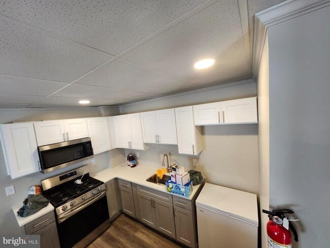 Photo - 84 Carpenter St