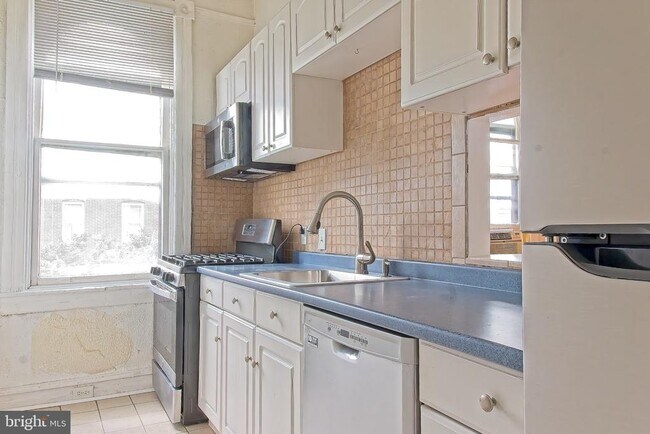Photo - 1735 Park Ave