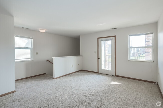 2BR-1BA - 954 SF - Arbors at Hickory Creek