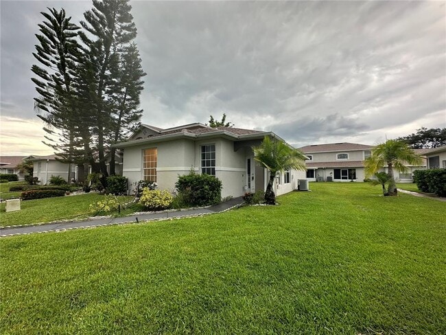 Photo - 14572 Laguna Beach Cir