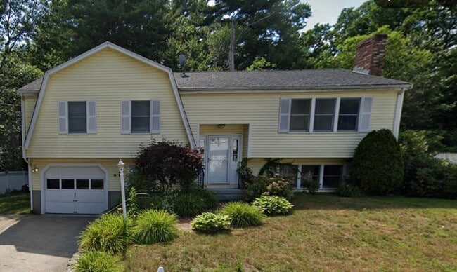 Photo - 70 Edgemoor Ave House