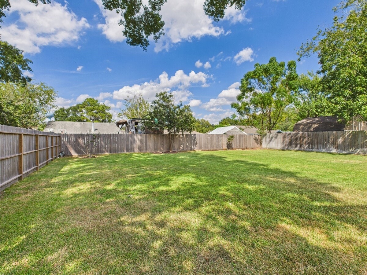 Photo - 13010 Foxburo Dr