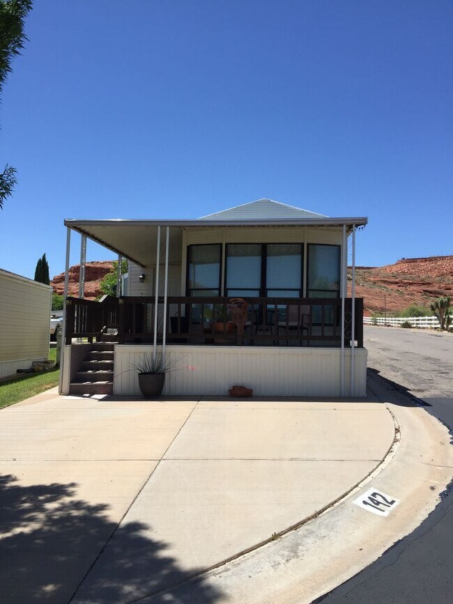 Canyon Breeze 55+ #142 - Canyon Breeze 55+ #142 House