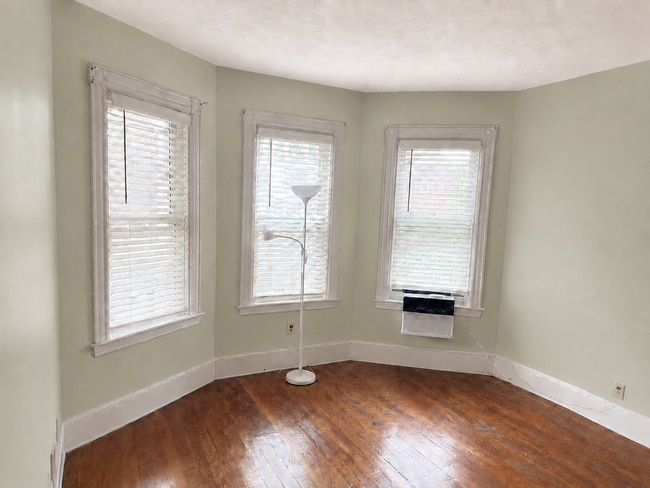 Building Photo - 21 Haverford Street Unit 1